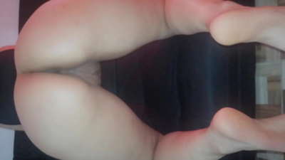 Мајка ми ми ја дава пичката како божиќен подарок